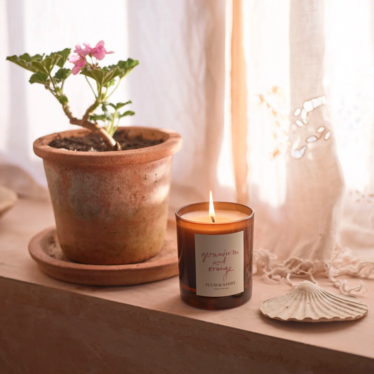 P&A Geranium & Orange Candle, 220g