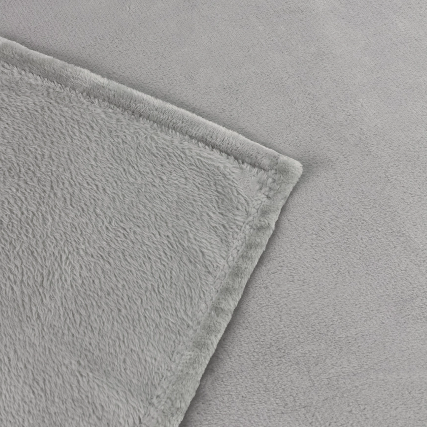 Harrow Fleece Throw in Grey
