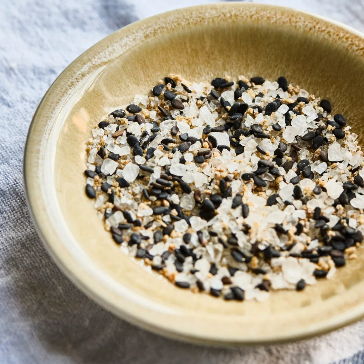 Nicolas Vahe Salt, Garlic & Ginger