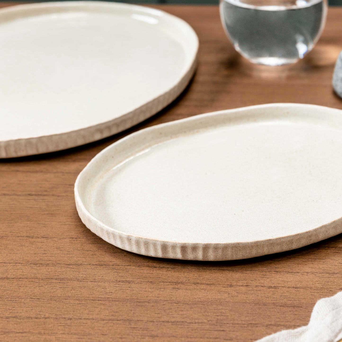 Fernham Neutral Medium Serving Plate