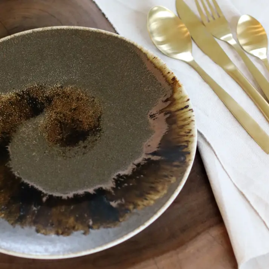 Saturn Porcelain 27cm Flat Plate - Brown