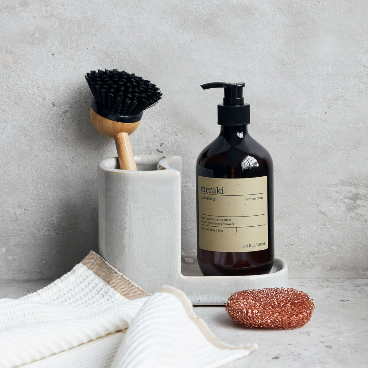 Meraki Gift Box, Blossom Breeze Dish Wash & Natural Brush
