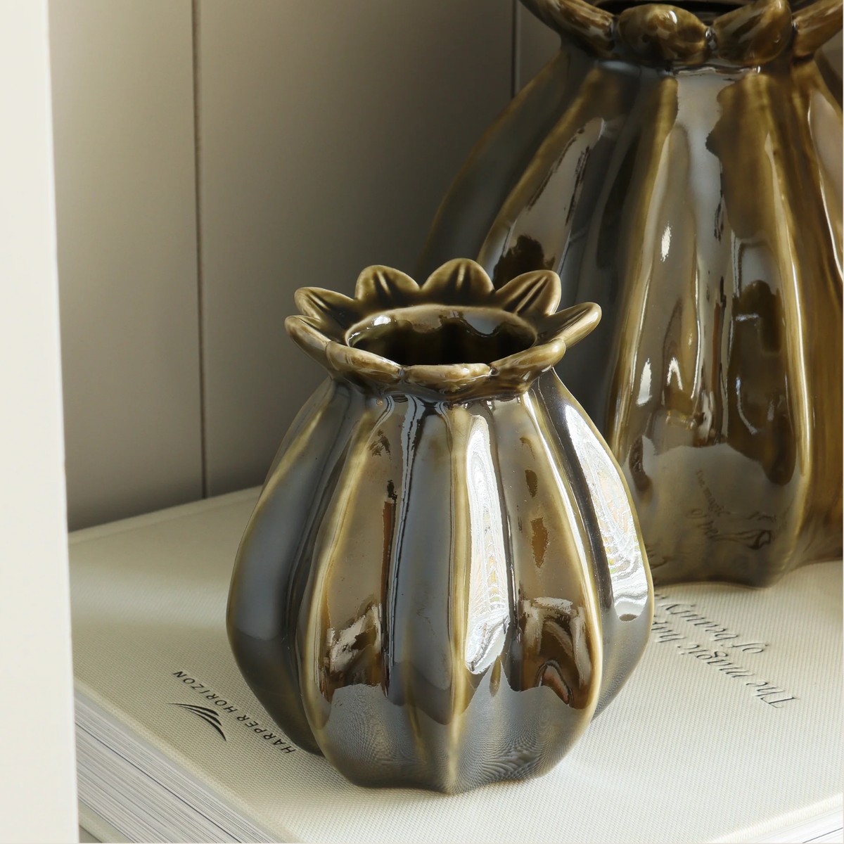 Poppy Bud Vase 11cm - Moss