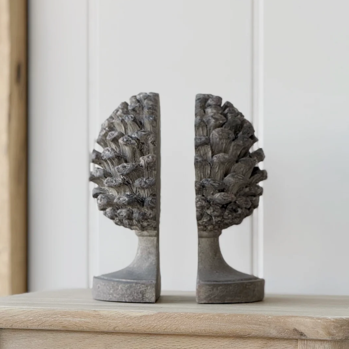 Aged Pinecone Stone Effect Bookends