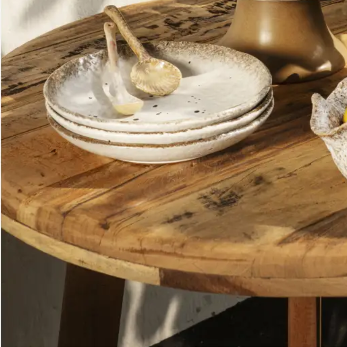 Scallop Stoneware Spoon