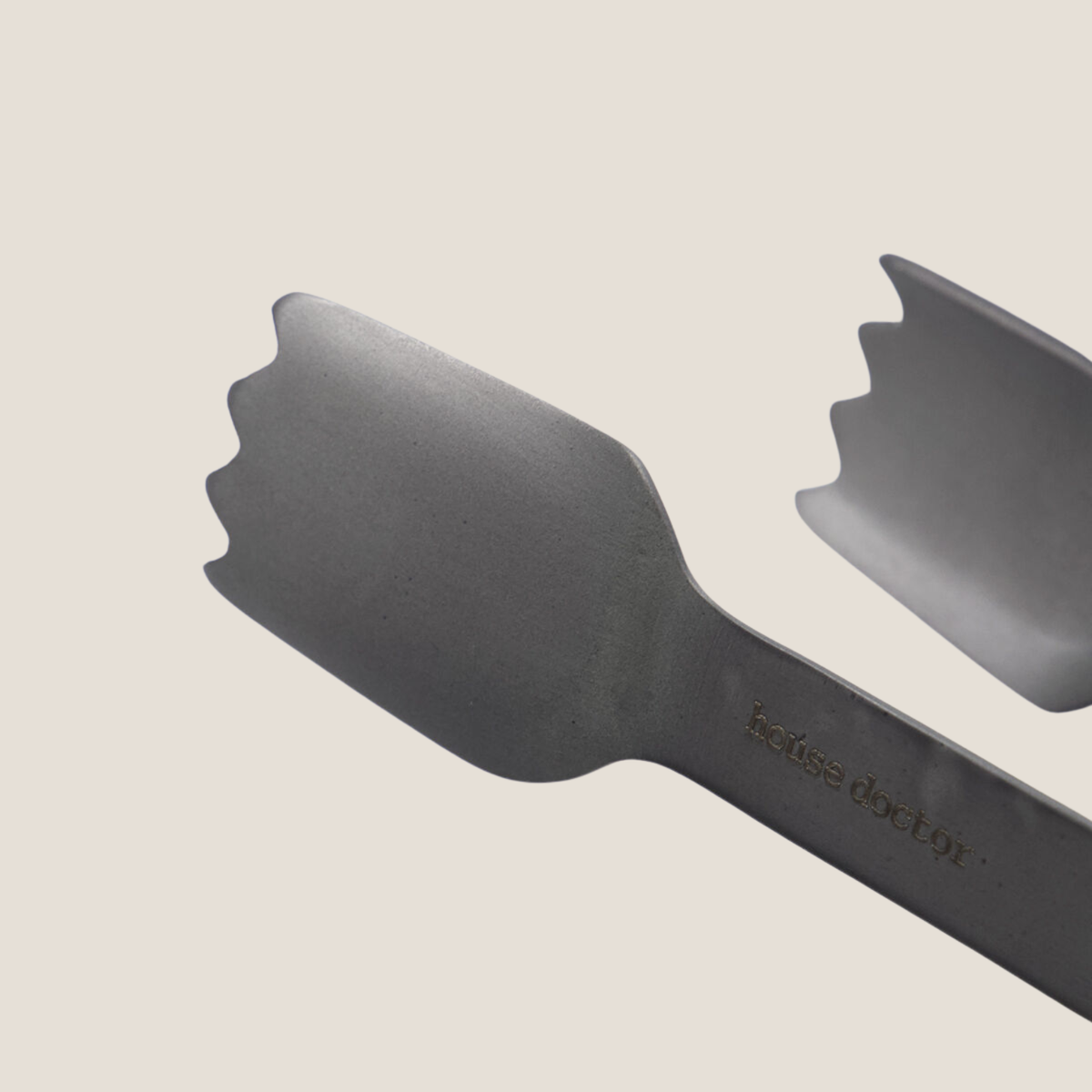 Gunmetal Tongs 17cm