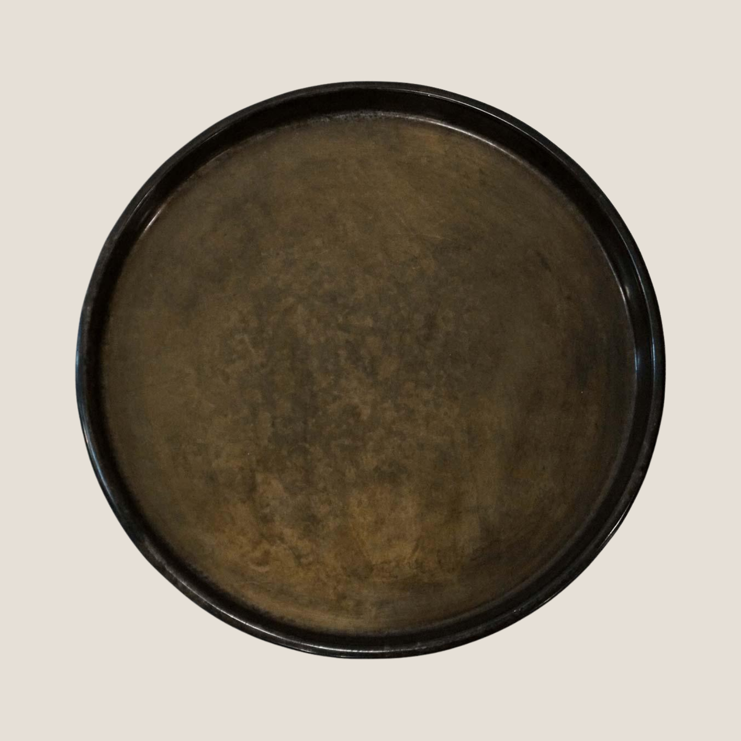 Cinder Medium Round Iron Tray