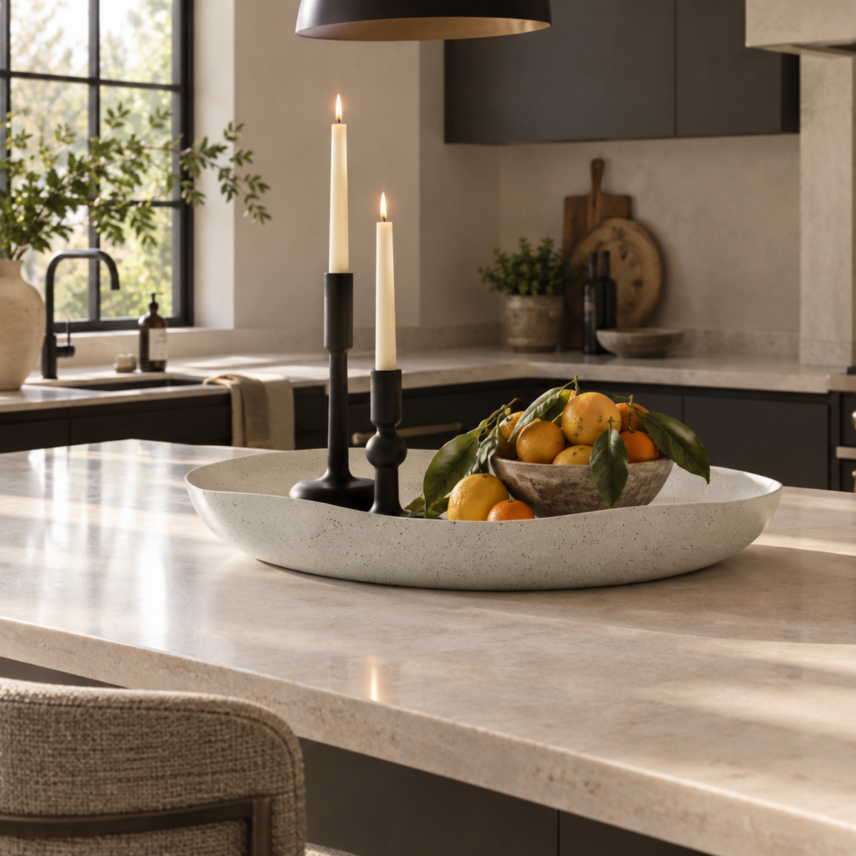 Anzio Large Metal Platter - White/Light Grey Speckle