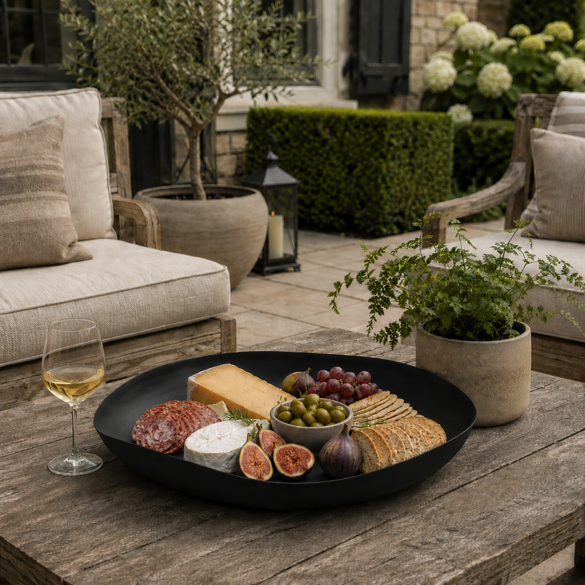 Anzio Large Metal Platter - Black