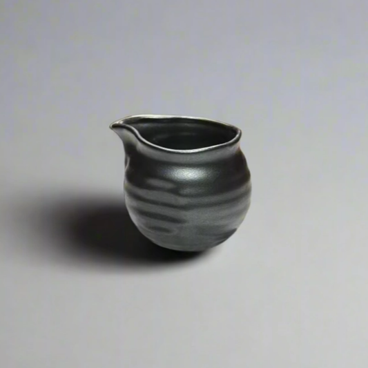 Obsidian Silver Pourer