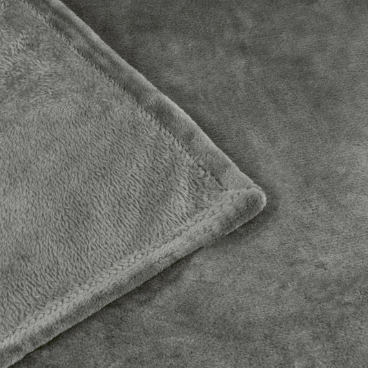 Harrow Fleece Throw in Charcoal