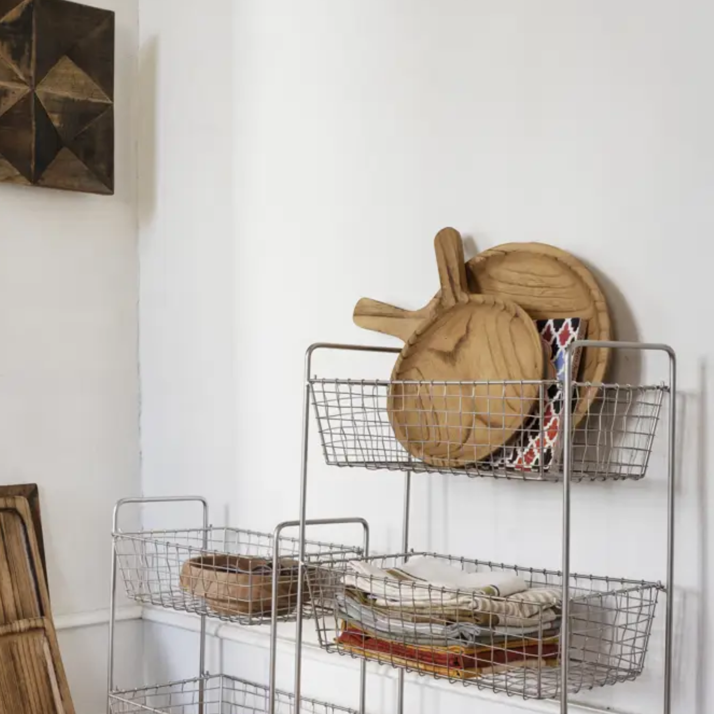 Kiri Field Small Wooden Board with Handle