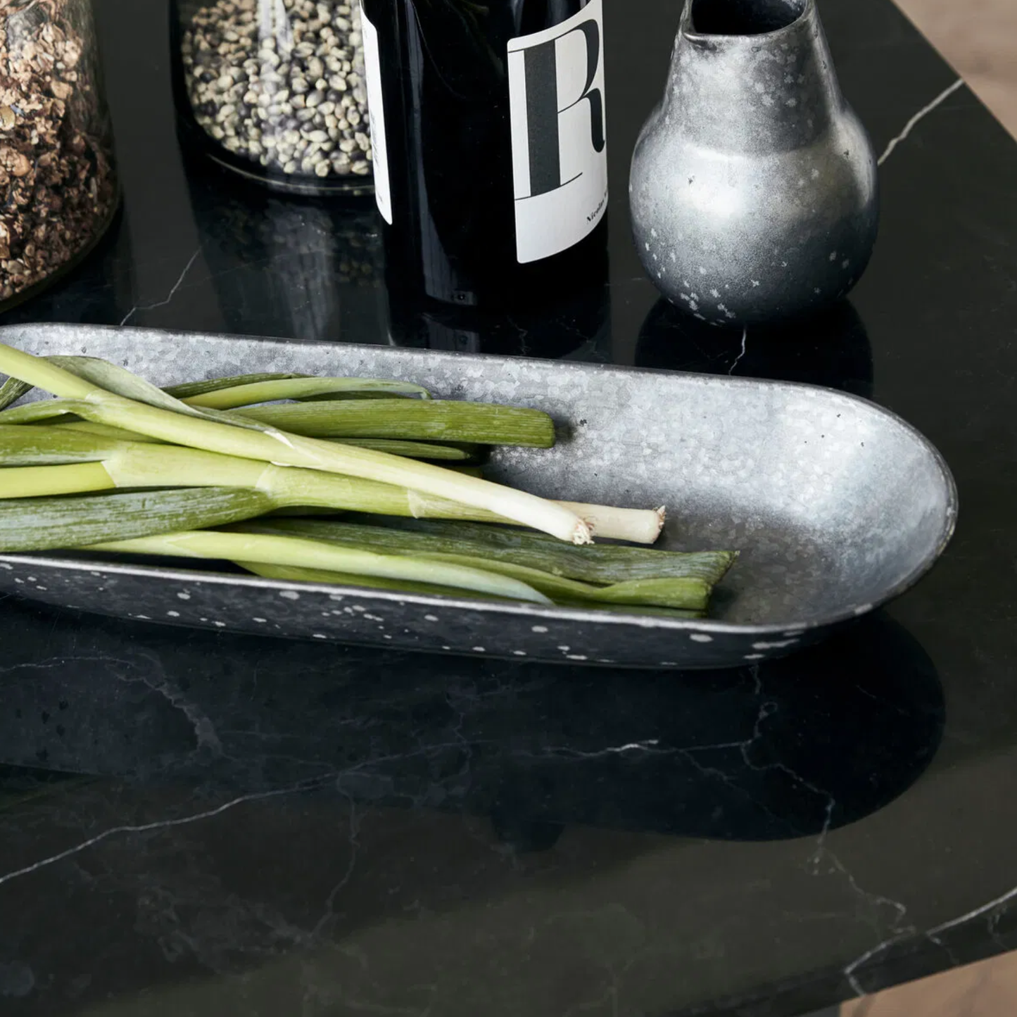 Pion Small Oblong Serving Dish, Black/Brown