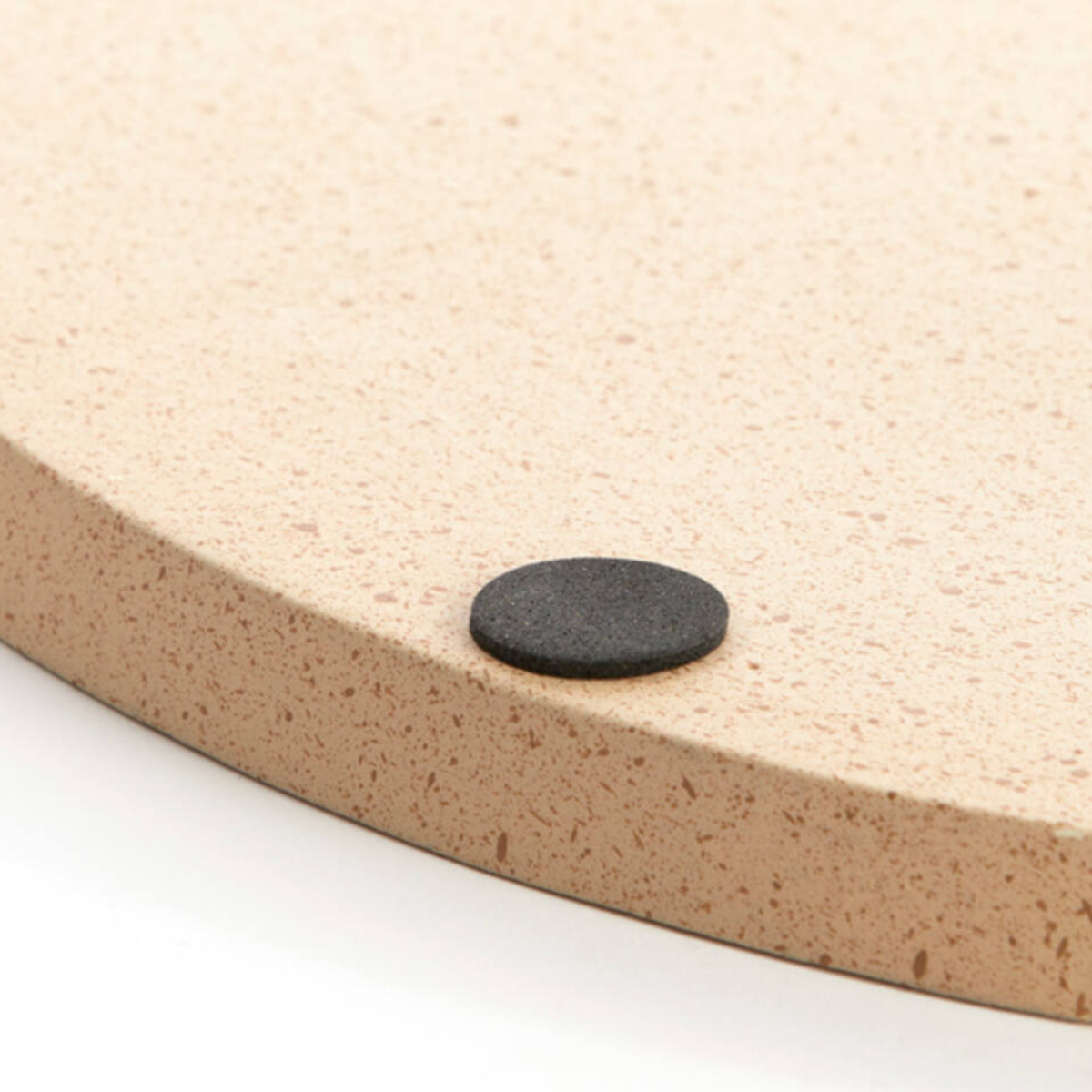 Maes Medium Metal Tray - Sand Speckle