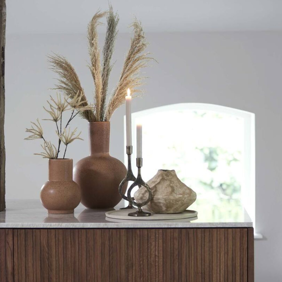 Maes Medium Metal Tray - Sand Speckle