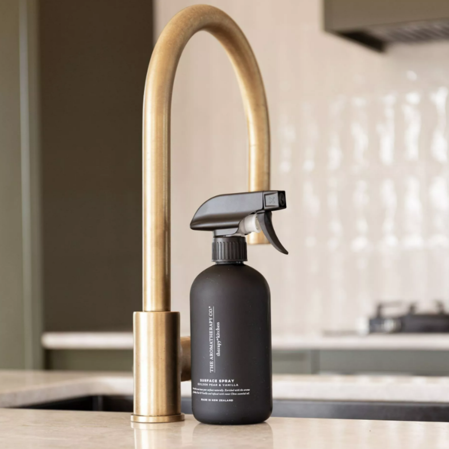 The Aromatherapy Co. Therapy Kitchen Surface Spray - Golden Pear & Vanilla