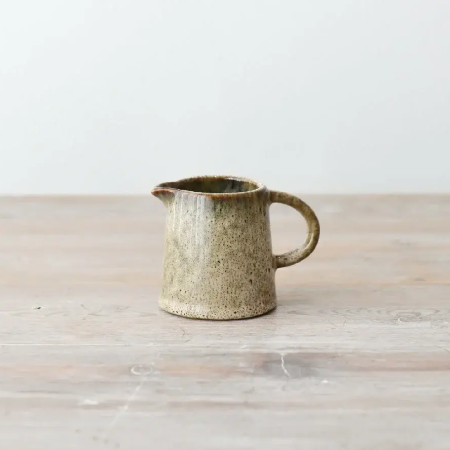 Dora Jug, Small