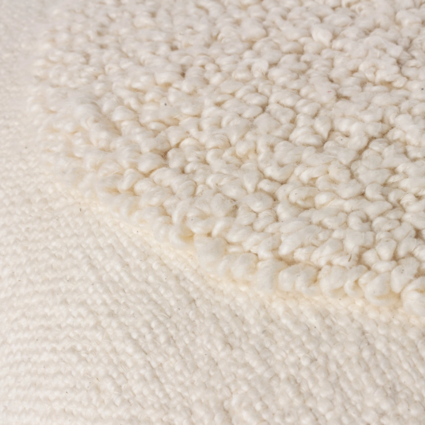 Almo Cushion in Ecru