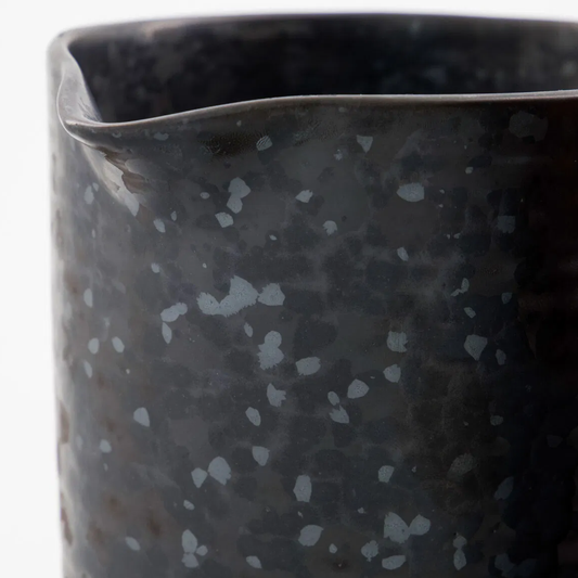 Pion Jug, Black/Brown